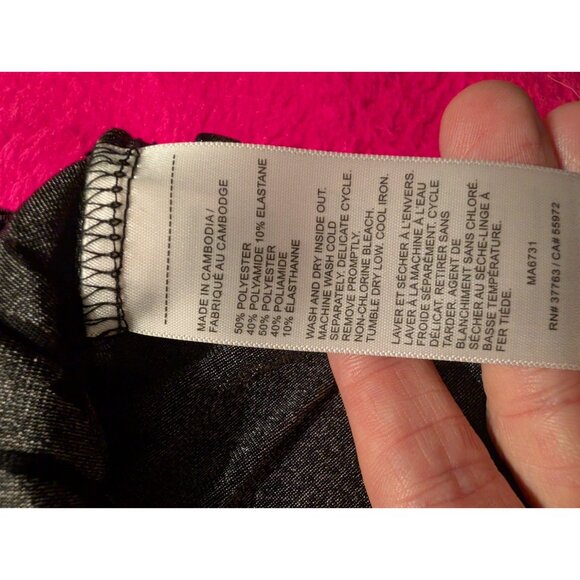 Ella Rafaella Rhubarb Red Black Velvet Blouse Size S Long Sleeve NWT - Picture 6 of 8